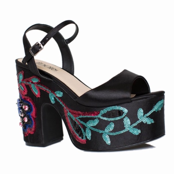 Idore Black Satin Sandal - Picture 1 of 3